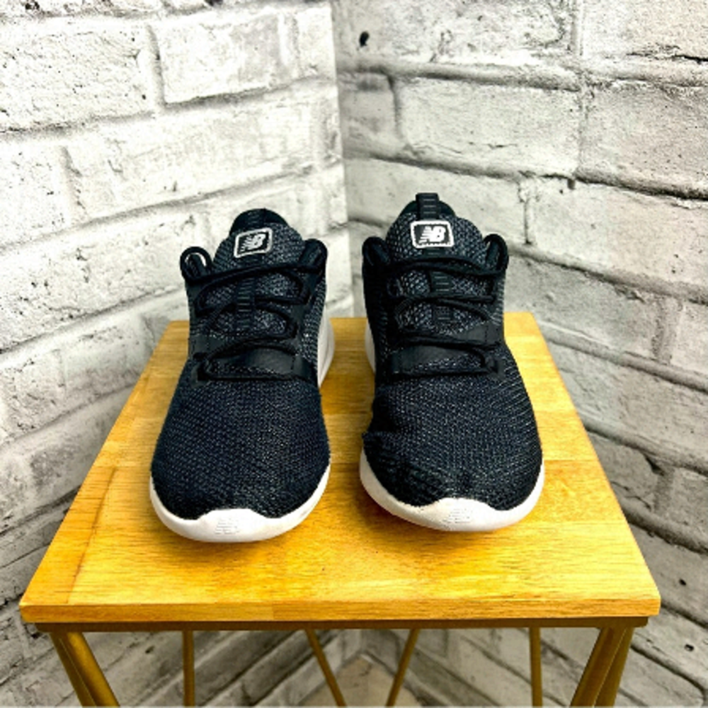 New Balance District One V1 Running Shoes